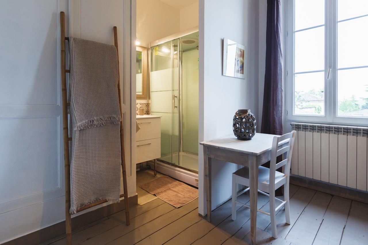 ソーテルヌ Les Ormeaux Bed & Breakfast エクステリア 写真
