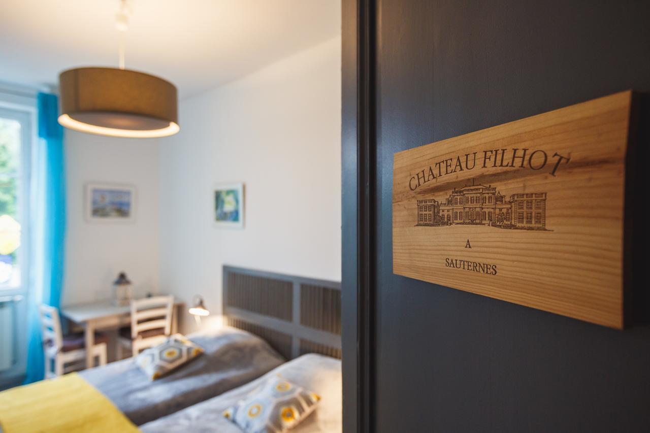 ソーテルヌ Les Ormeaux Bed & Breakfast エクステリア 写真